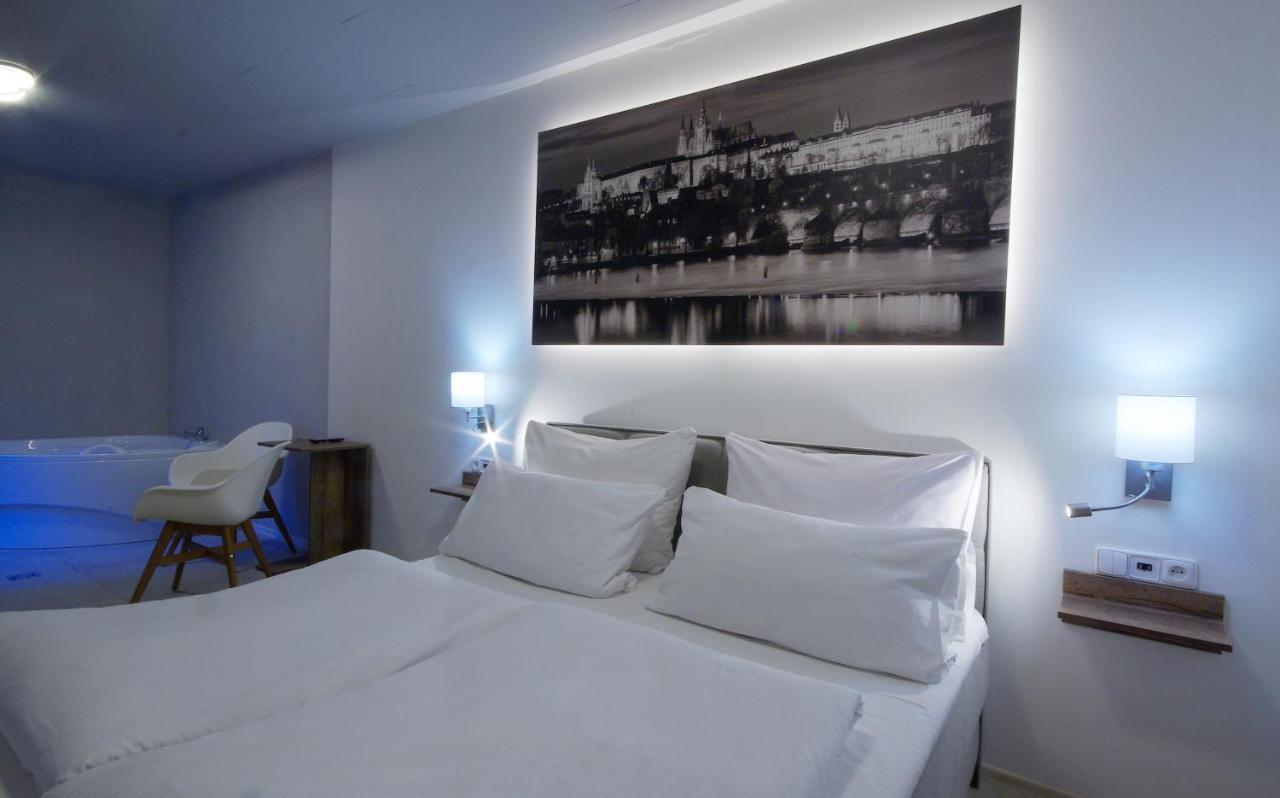 Adeba Hotel Prague Exterior photo
