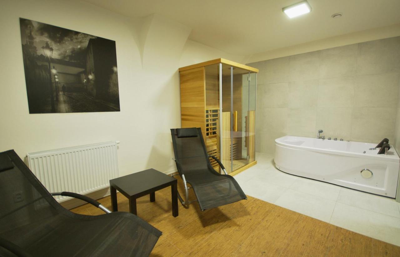 Adeba Hotel Prague Exterior photo